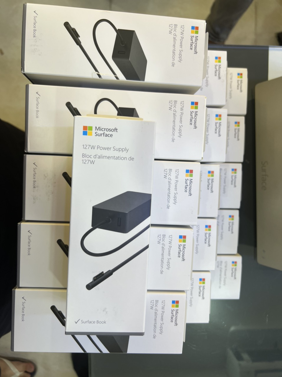 Sạc surface book 2, book 3 loại 127W mới chính hãng - Ảnh 2